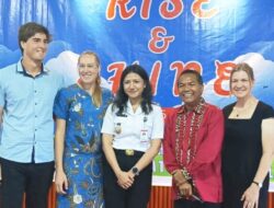 Perayaan Paskah di Elpida International Schools, Aurum Titu Eki Dorong Generasi Muda Bangkit dan Berdaya Saing