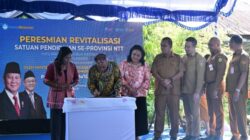 Tinjau Revitalisasi Sekolah di NTT, Wali Kota Kupang Dampingi Menteri Abdul Mu’ti 6 G2Mvpmnt98Cqjwe6t2Fzo2SGa2oQ8aluJ2EbBNsB 1