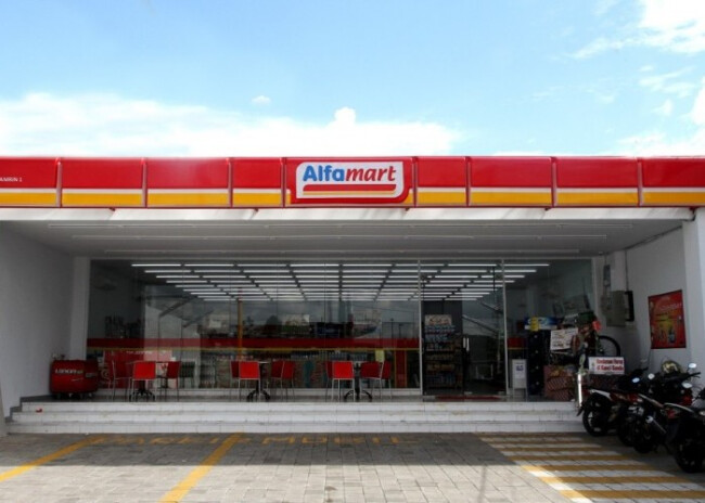 Peluang Bisnis Ritel 2026: Skema Investasi dan Proyeksi Balik Modal Kemitraan Alfamart 1 alfamart