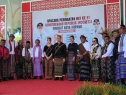 Kenakan Busana Adat Manggarai dan Sikka, Pemkot Kupang Kirim Pesan Solidaritas untuk Korban Gempa Flores