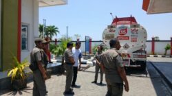 Pasokan BBM Kupang Mulai Normal, Kuota Naik Jadi 300 KL, Satpol PP Atur Antrean SPBU